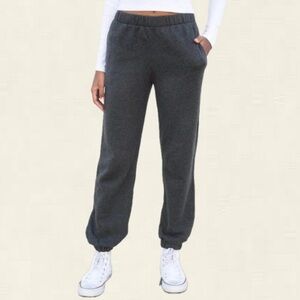 Brandy Melville Rosa sweatpants